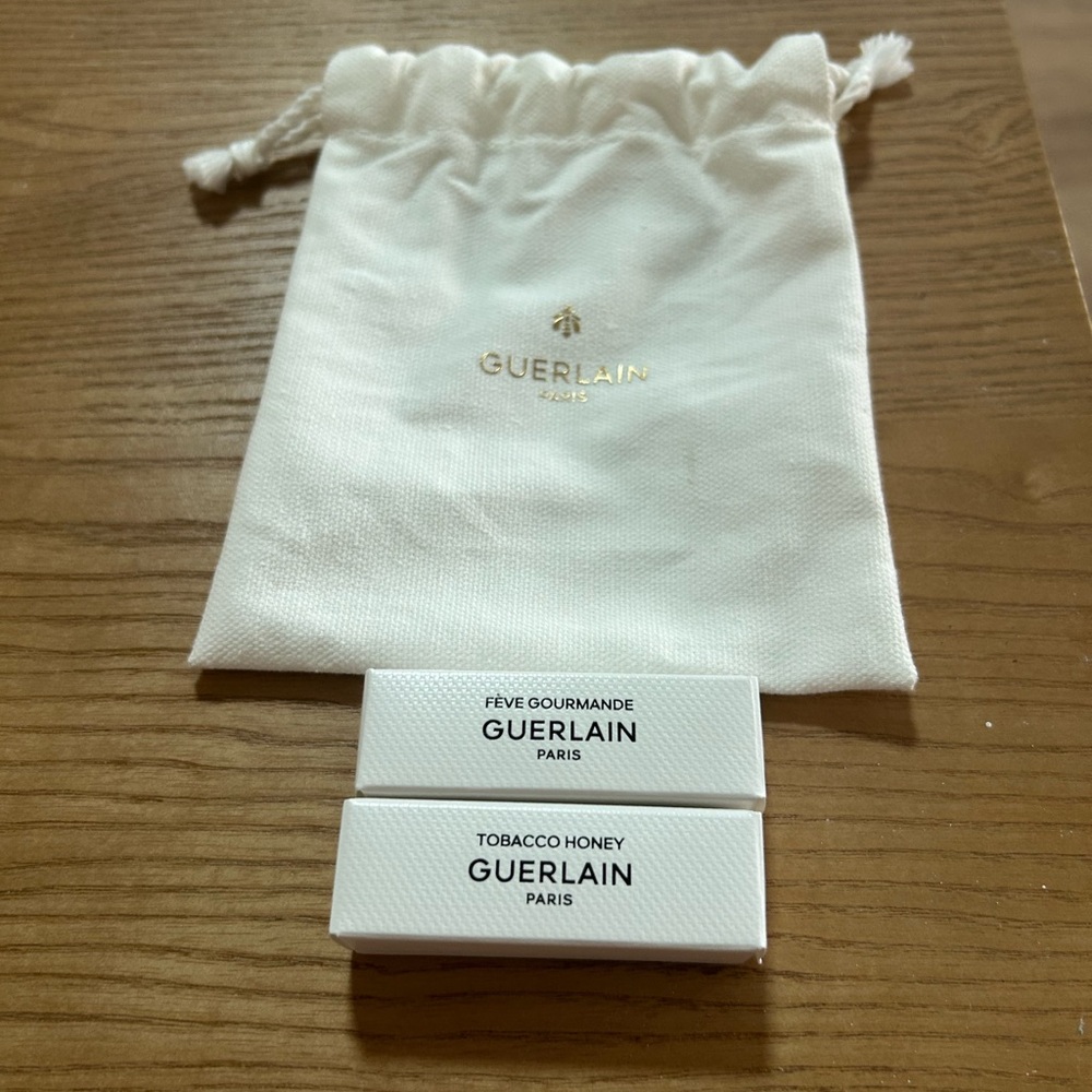 Guerlain Paris Duo with White Pouch